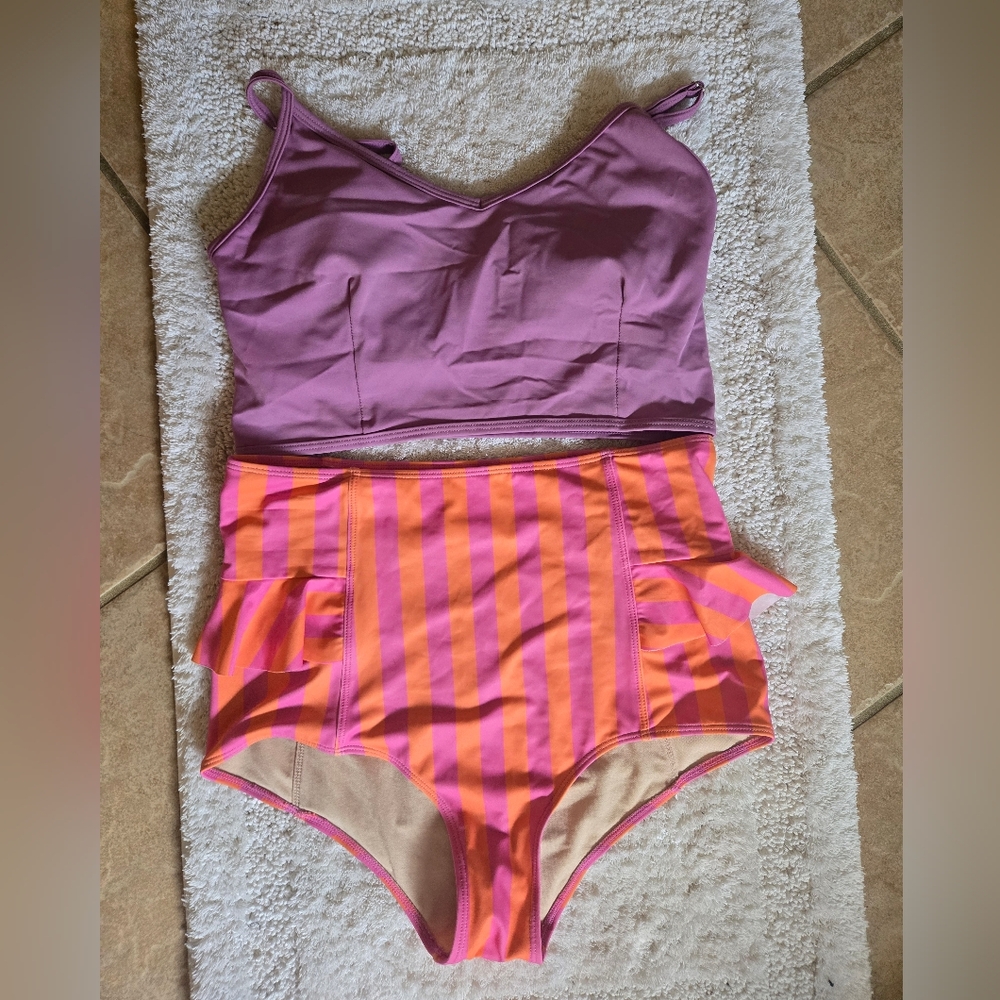 KORTNI JEANE swim